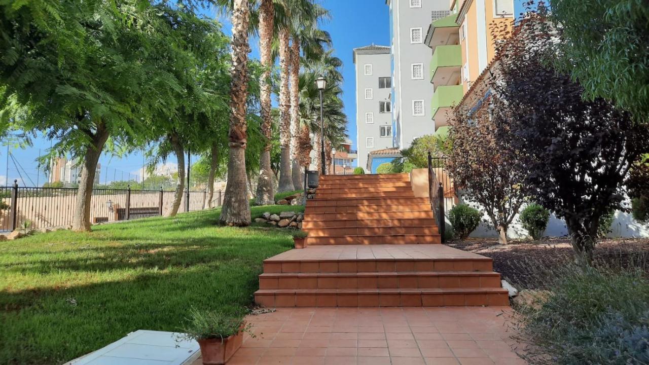 Appartement Alicante Golf Bonalba Avec Piscine 무트자멜 외부 사진
