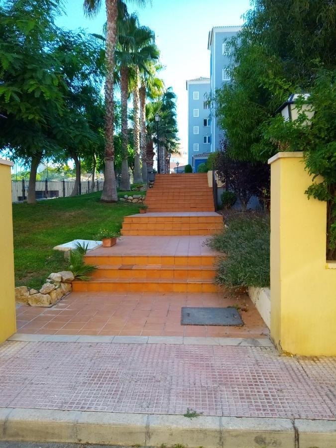 Appartement Alicante Golf Bonalba Avec Piscine 무트자멜 외부 사진